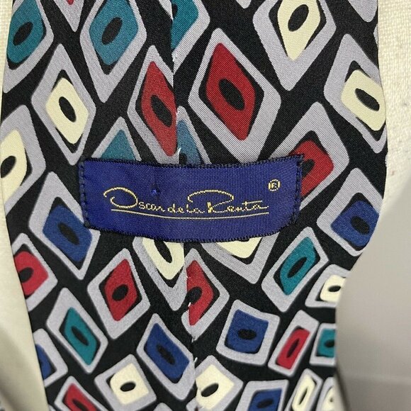 Oscar de la Renta 100% Silk Tie Made In USA - Picture 4 of 4